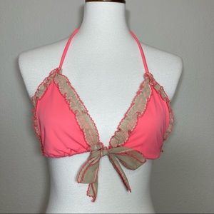 VICTORIA’S SECRET Triangle String Bikini Swim Top with Beige Ruffled Trim Medium